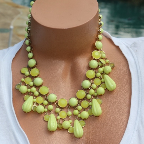 Versona Jewelry - Boho Chartreuse Bead & Goldtone Statement Necklace